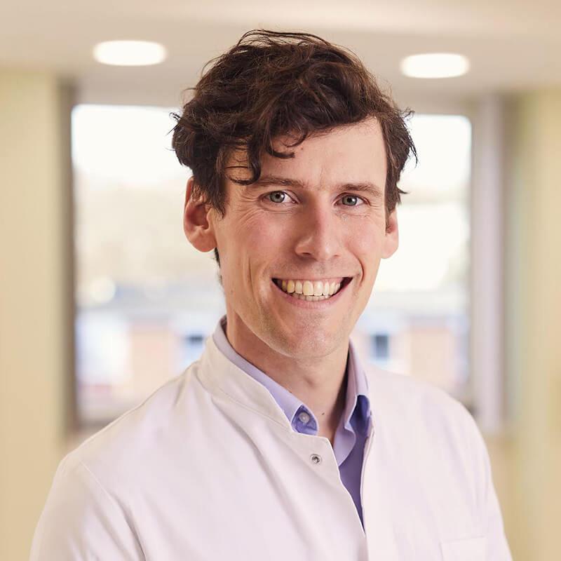 Christoph Buhl_Medical Director
